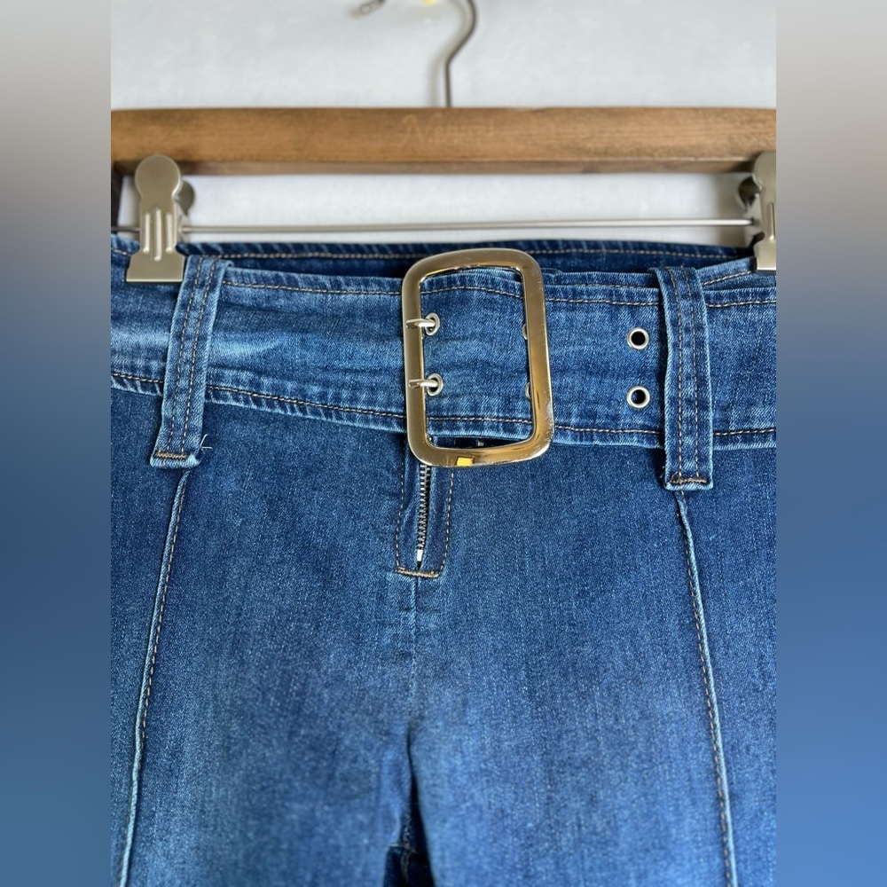 White Fox Belted Flare Jeans Women’s Size S 100% Cotton Y2K Boho Retro Style - Picture 2 of 8